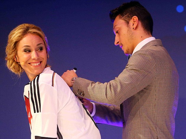 1415873333040 Image galleryImage Mandatory Credit Photo by