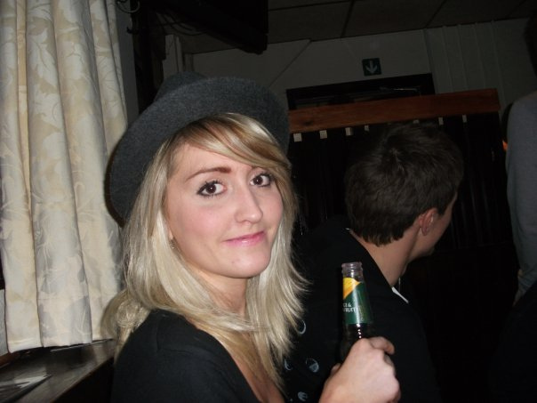 Aaron Ramsey-girlfriend-2013-0