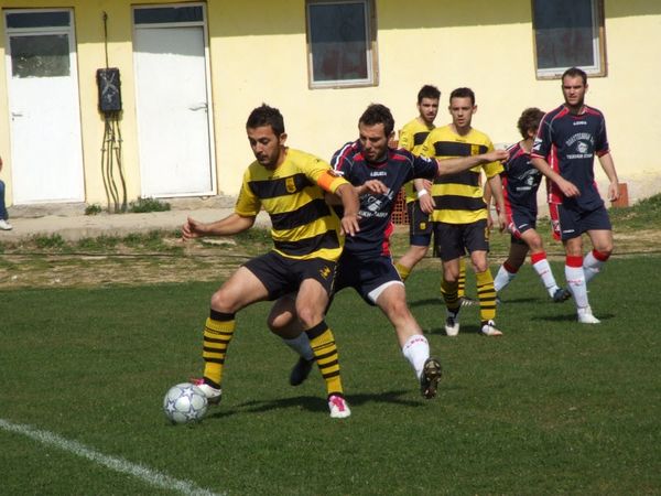 Αρης Λόφων - Εθνικός Κατ. 2-0