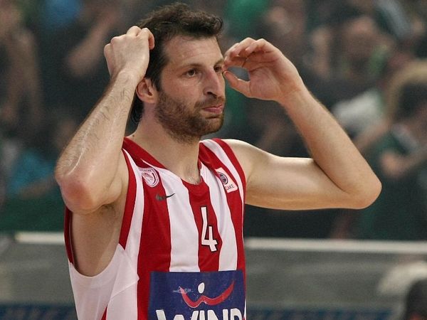 «Ανεκτίμητη προσφορά...»