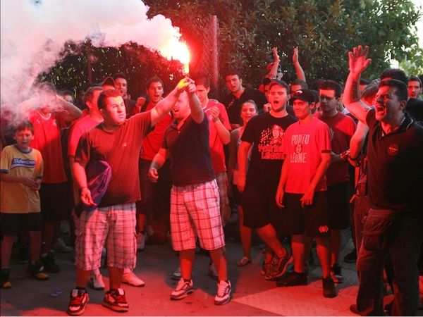 «Για πάντα στο Λιμάνι, Αγγελόπουλοι»