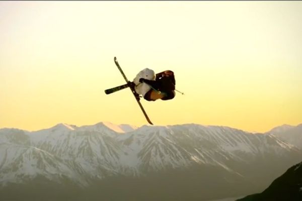 Ο Bobby Brown σε Super Slow Motion