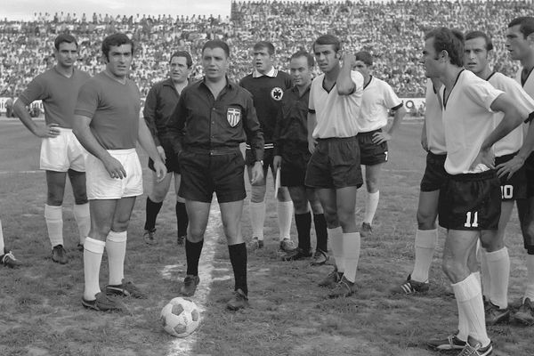 Ρετρό ιστορίες: ΠΑΟΚ – Ολυμπιακός, ένα ντέρμπι με… παρελθόν (photos+videos)