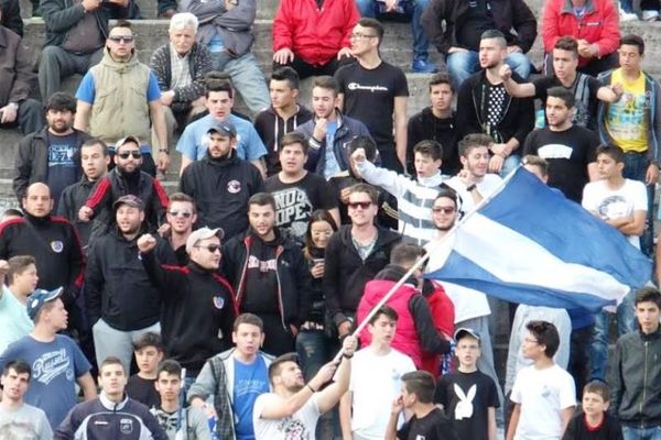 Στην εξέδρα της Λαμίας οι «Σακαφλιάδες»!