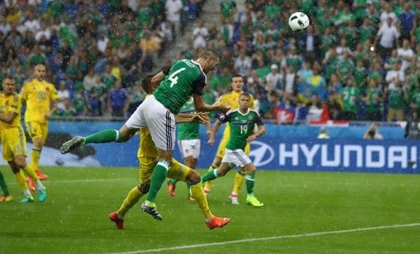 Euro 2016: Το γκολ του ΜακΌλεϊ (video)