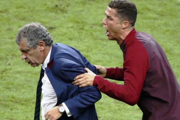 Euro 2016: Ο Σάντος χορεύει για την κατάκτηση του τίτλου