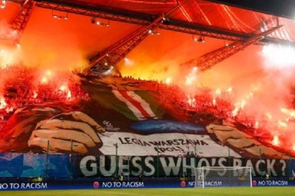 Το απίστευτο coreo των οπαδών της Λέγκια (video, photos)