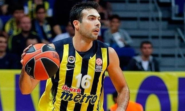 Τίναξε την μπάνκα στον αέρα για Σλούκα!