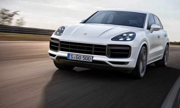 Απλά κι όμορφα, υποκλινόμαστε στη νέα Cayenne Turbo
